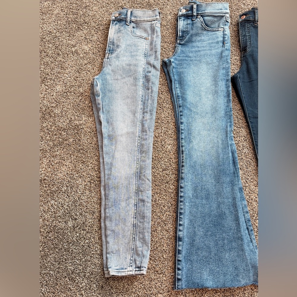 4 Pairs Express Stylish Women's Blue Jeans Collection - Picture 2 of 9